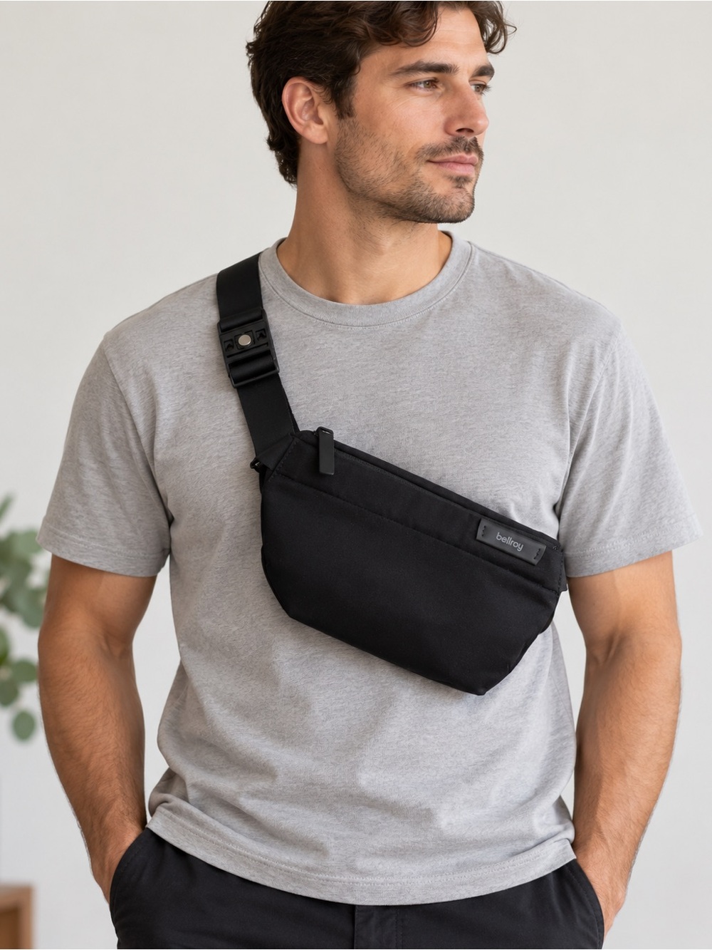 Bellroy Sling 7L Black Crossbody Bag Magnetic Buckle Travel Bag